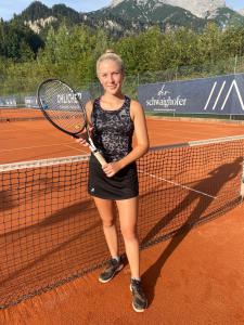 Sarah Söllner ist Damen-Clubmeisterin, Berni Stöckl und Edith Steiner erobern Doppel-Titel